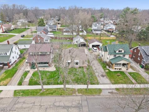 1073 Parkside Drive Alliance OH 44601