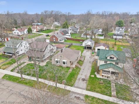 1073 Parkside Drive Alliance OH 44601