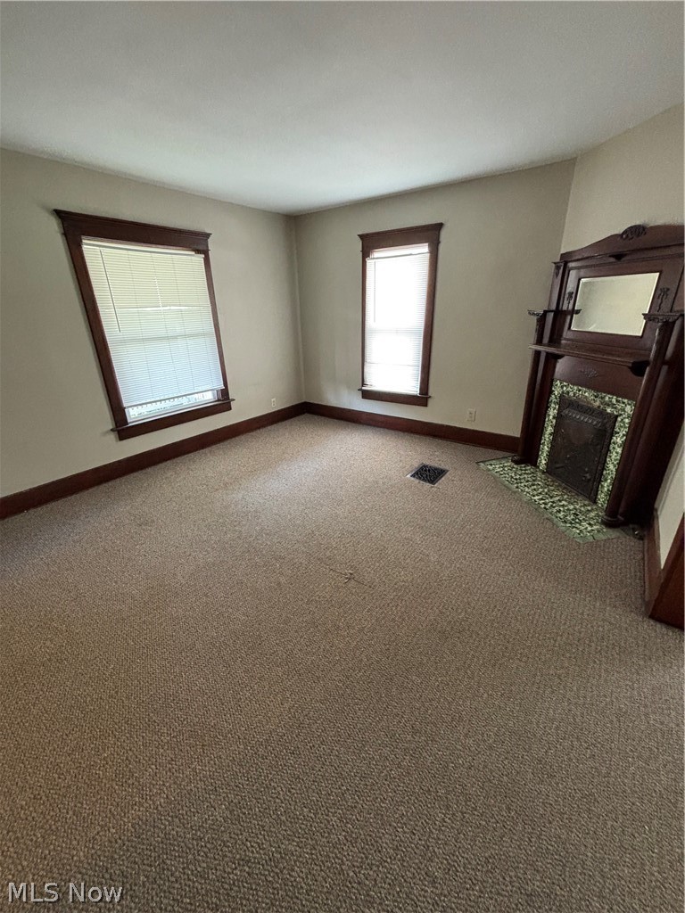707 Locust Street Coshocton OH 43812