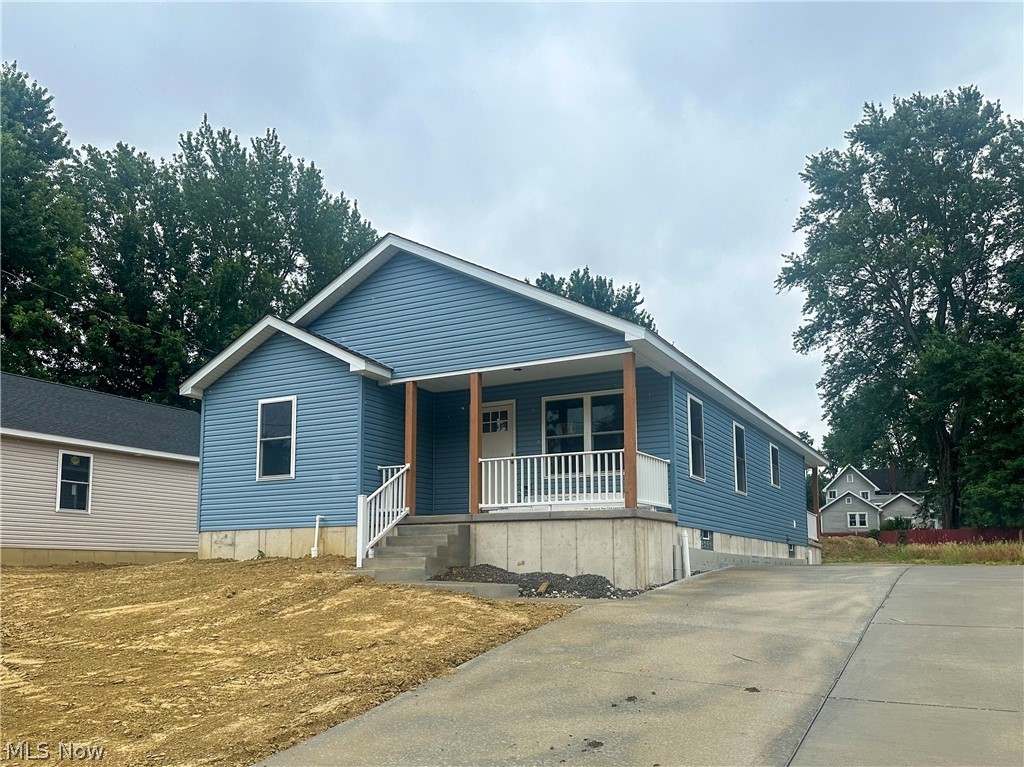 177 Hayward Avenue Conneaut OH 44030
