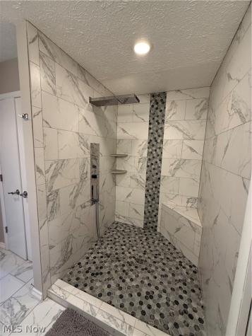 33009 Woodhaven Circle North Ridgeville OH 44039