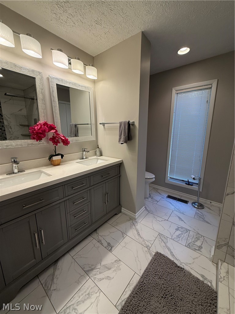 33009 Woodhaven Circle North Ridgeville OH 44039