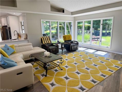 33009 Woodhaven Circle North Ridgeville OH 44039