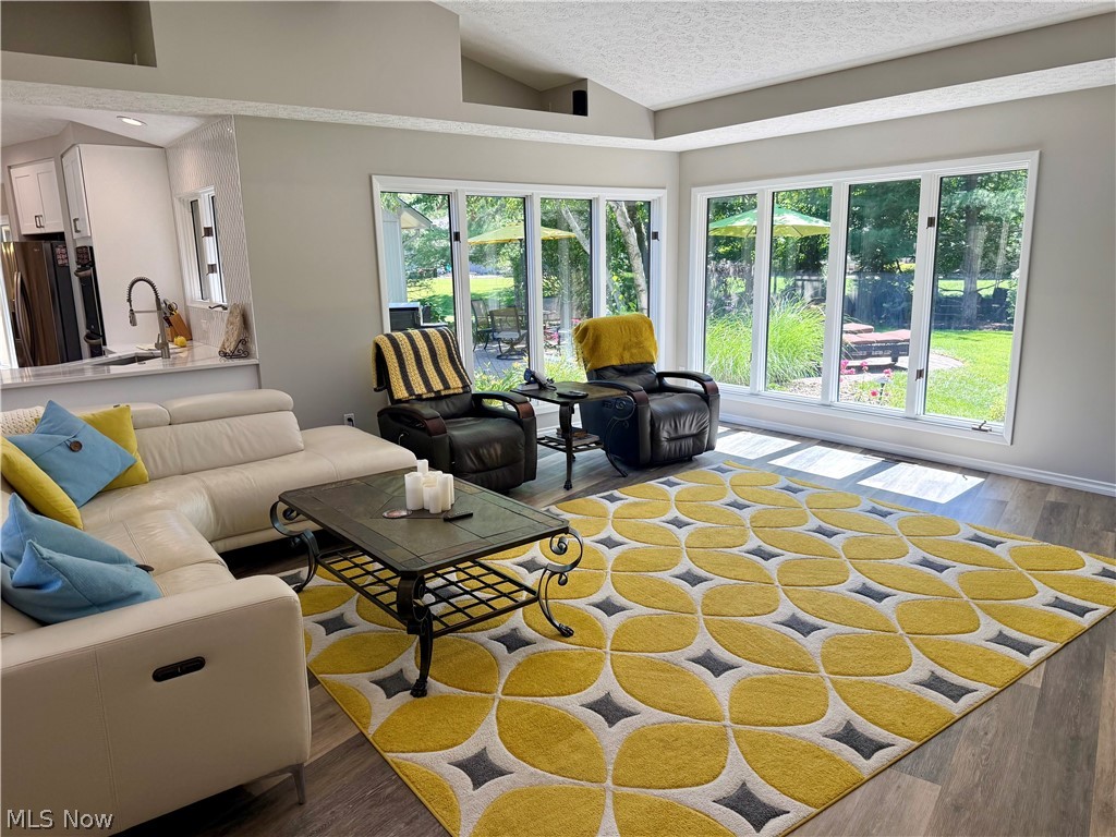 33009 Woodhaven Circle North Ridgeville OH 44039