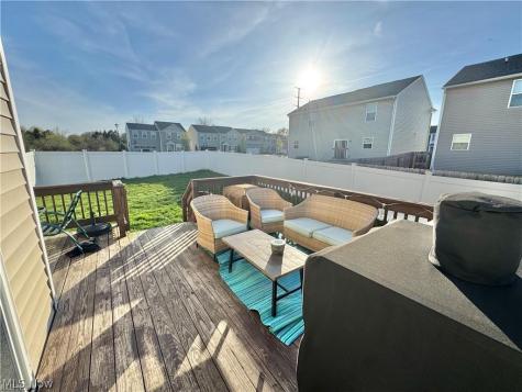 117 Fall Lake Lane Amherst OH 44001