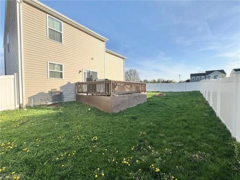 117 Fall Lake Lane Amherst OH 44001