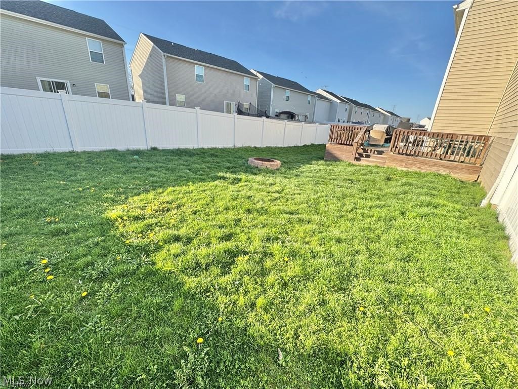 117 Fall Lake Lane Amherst OH 44001