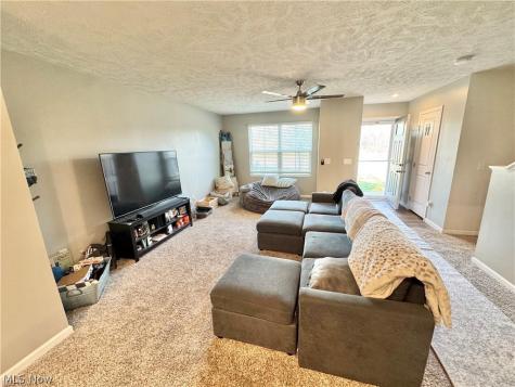 117 Fall Lake Lane Amherst OH 44001