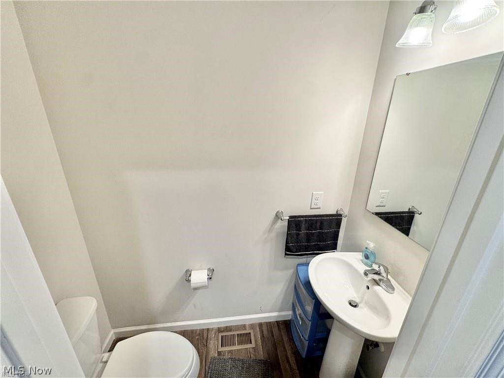 117 Fall Lake Lane Amherst OH 44001