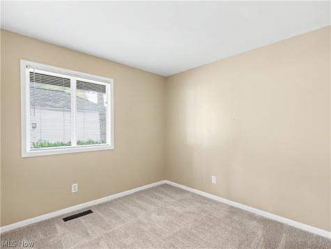 132 Parkview Drive Aurora OH 44202