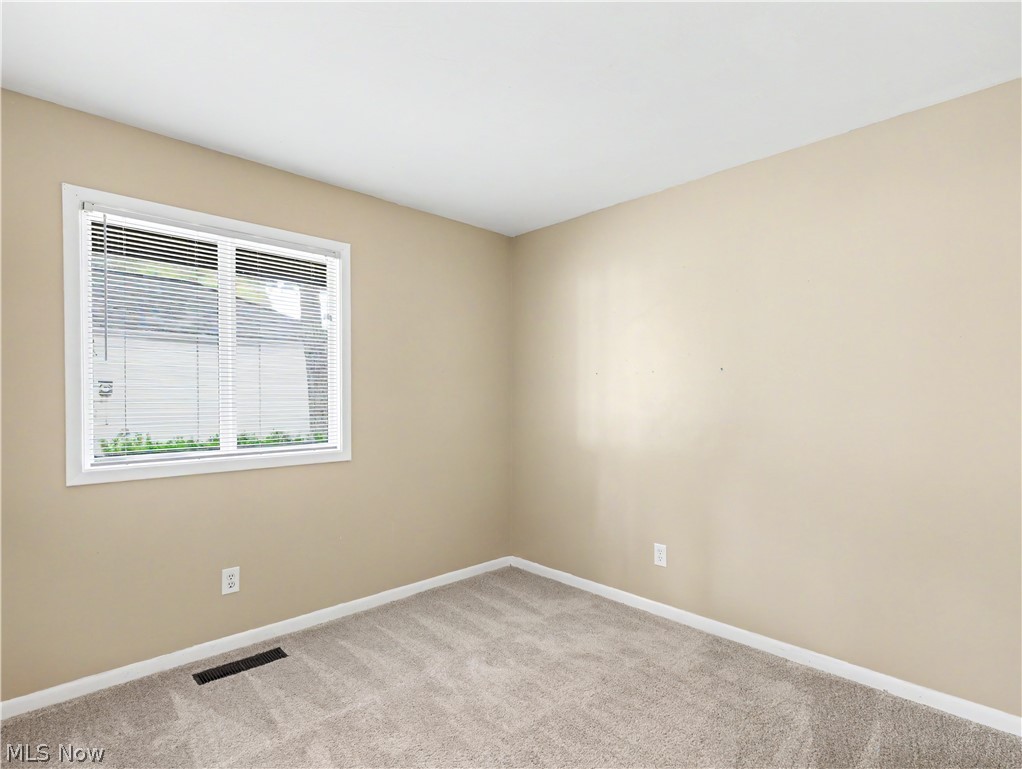 132 Parkview Drive Aurora OH 44202