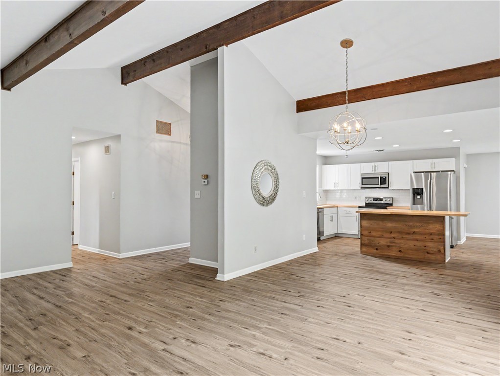 132 Parkview Drive Aurora OH 44202