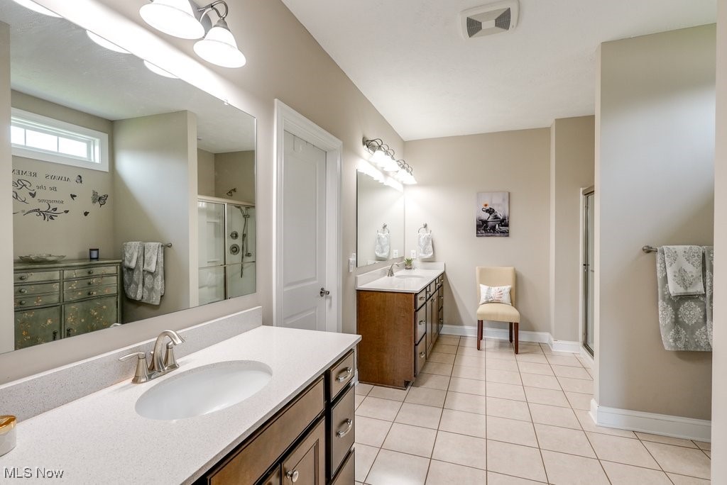 664 William Court Aurora OH 44202