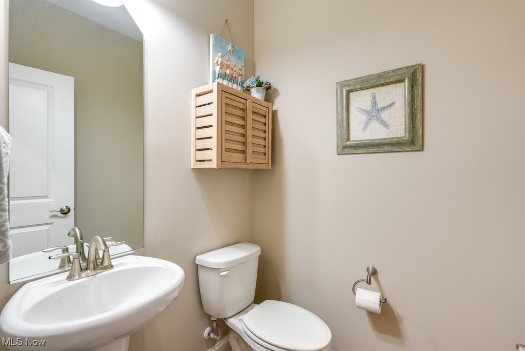 664 William Court Aurora OH 44202