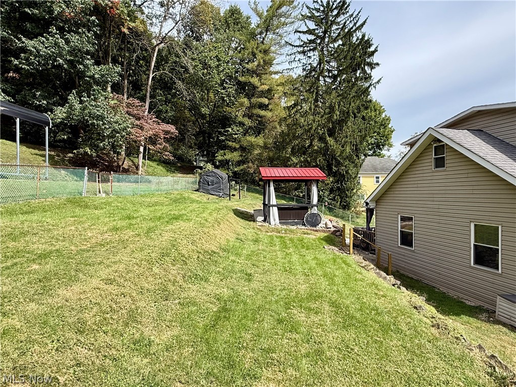 1207 N 9th Street Martins Ferry OH 43935
