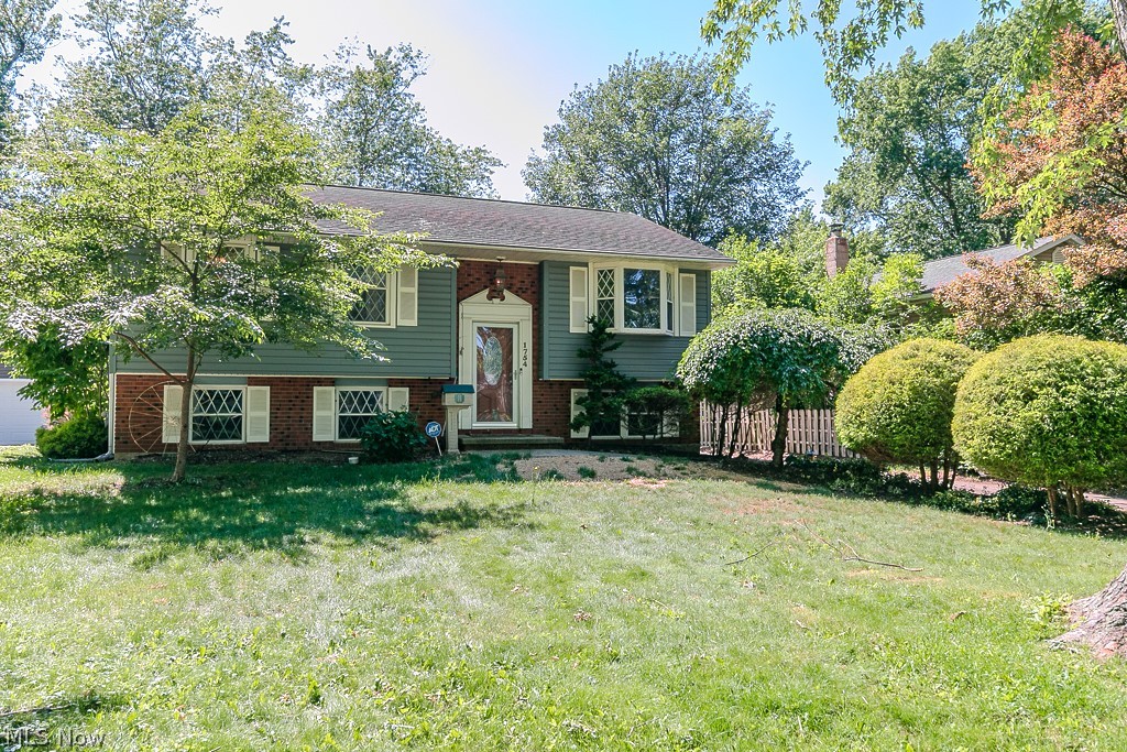 1754 Benjamin Road Madison OH 44057