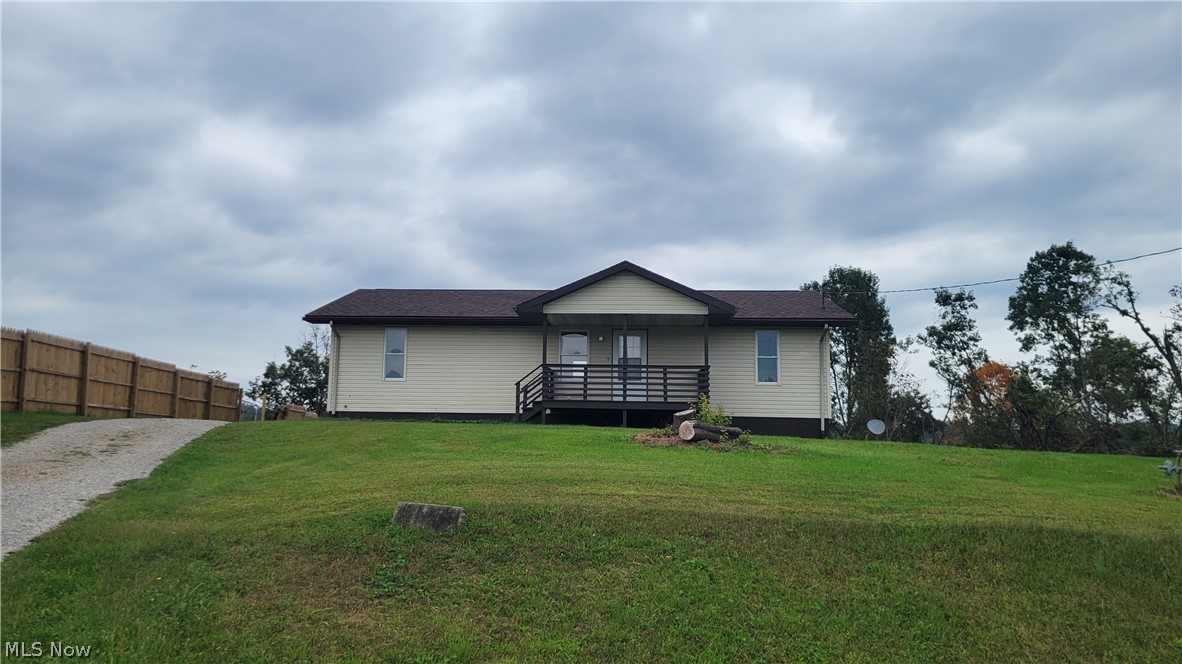 105 Woodcrest Lane Marietta OH 45750