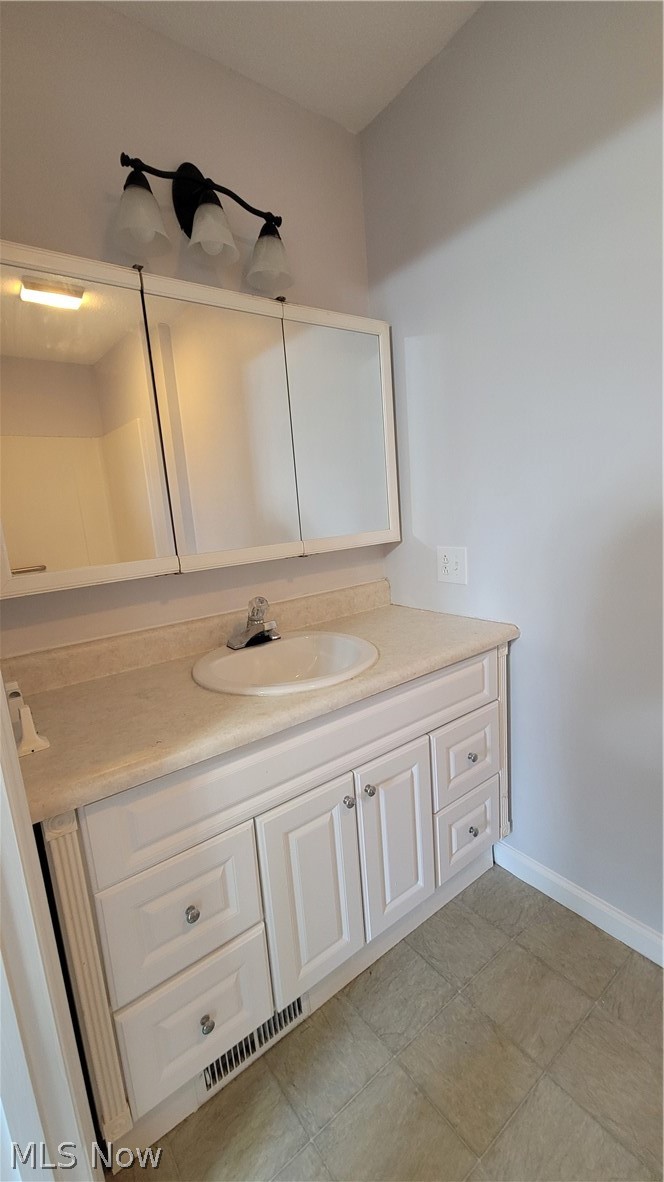 105 Woodcrest Lane Marietta OH 45750
