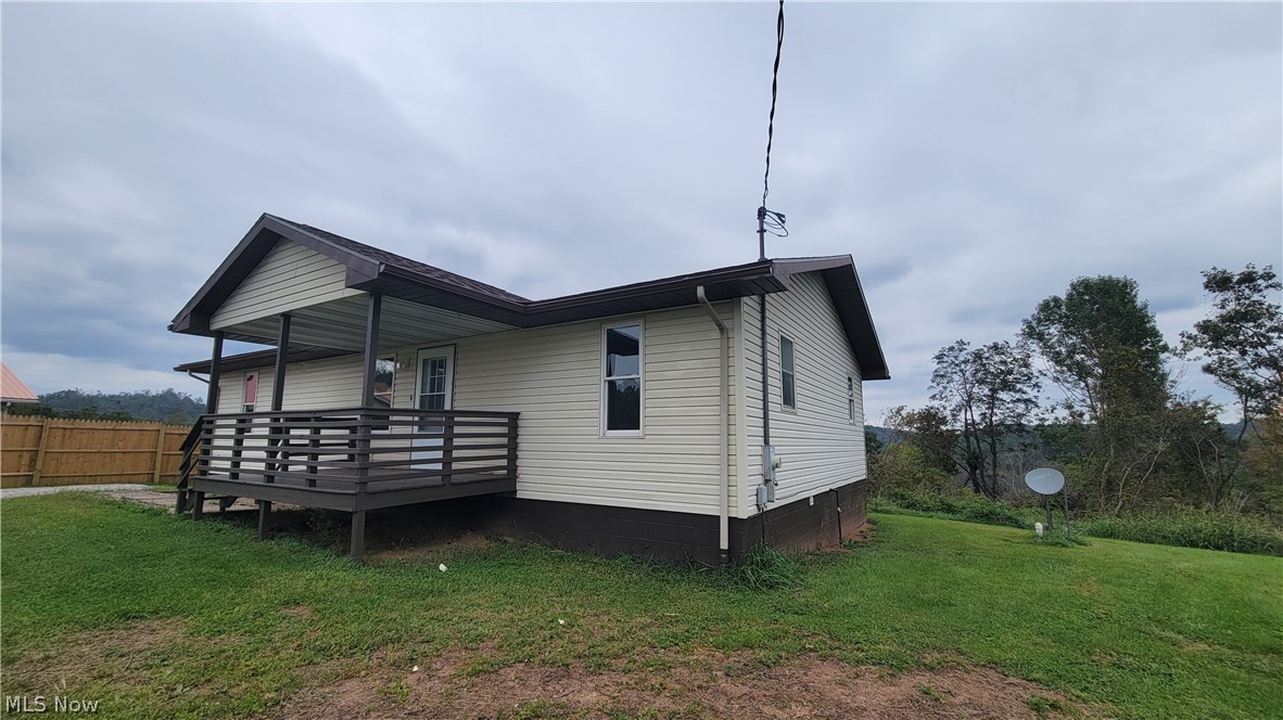 105 Woodcrest Lane Marietta OH 45750