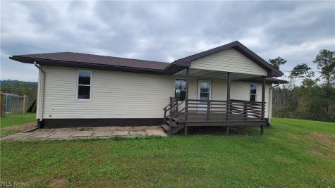 105 Woodcrest Lane Marietta OH 45750