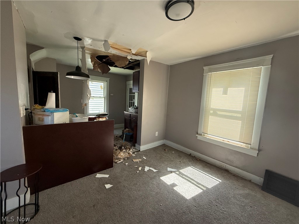7908 Vineyard Avenue Cleveland OH 44105