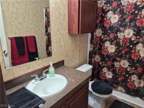 95 Shawnee Lane Creston OH 44217