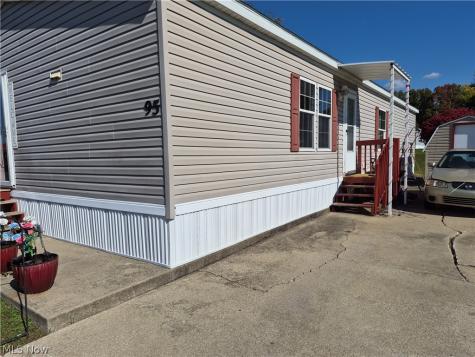 95 Shawnee Lane Creston OH 44217