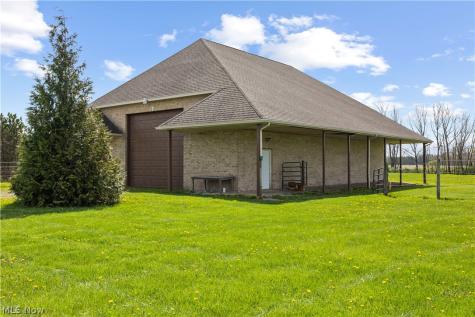 51713 Bates Road Wakeman OH 44889