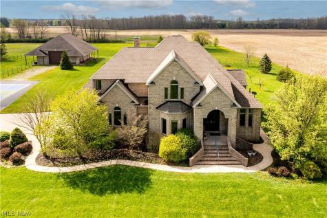 51713 Bates Road Wakeman OH 44889