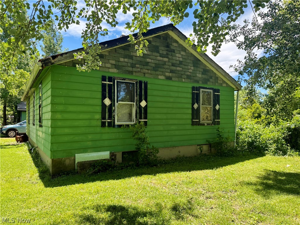 6029 Clay Street Madison OH 44057