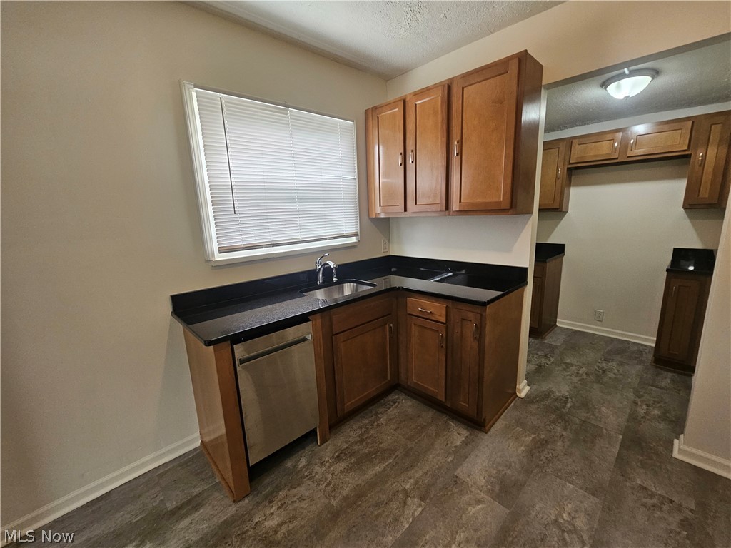 905 Belvedere Avenue SE Warren OH 44484