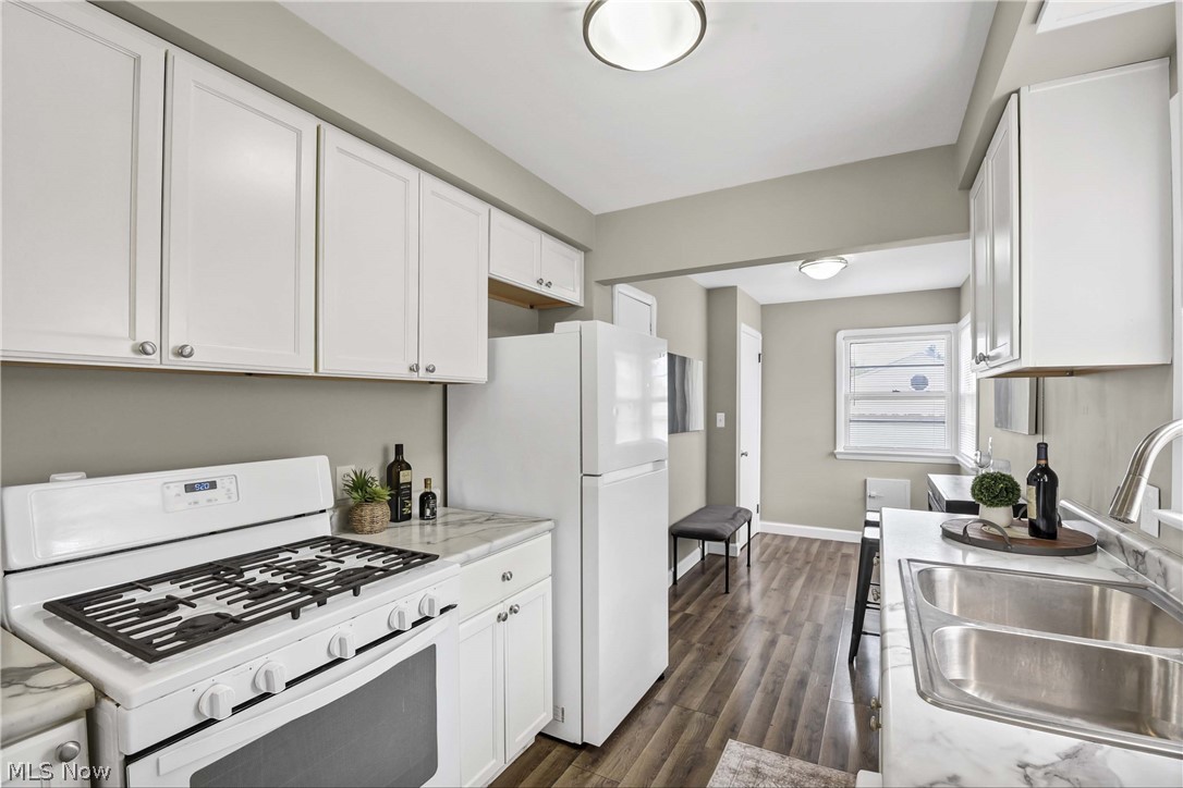 6469 Anita Drive Parma Heights OH 44130