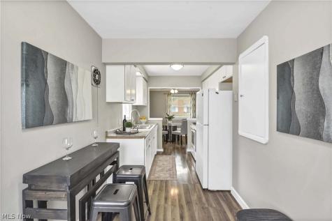 6469 Anita Drive Parma Heights OH 44130