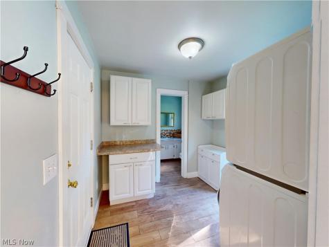 7996 Plains Road Mentor OH 44060
