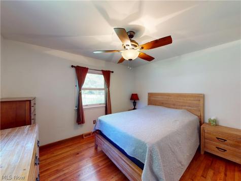 7996 Plains Road Mentor OH 44060