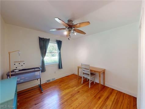 7996 Plains Road Mentor OH 44060