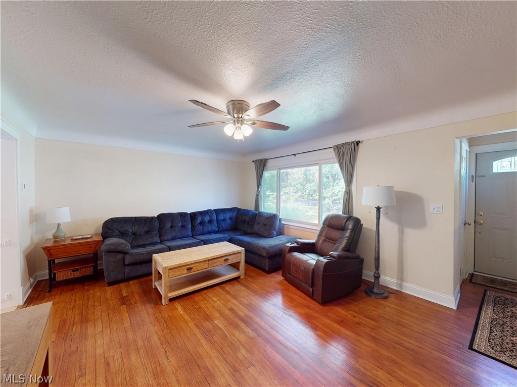 7996 Plains Road Mentor OH 44060