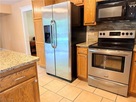 7996 Plains Road Mentor OH 44060