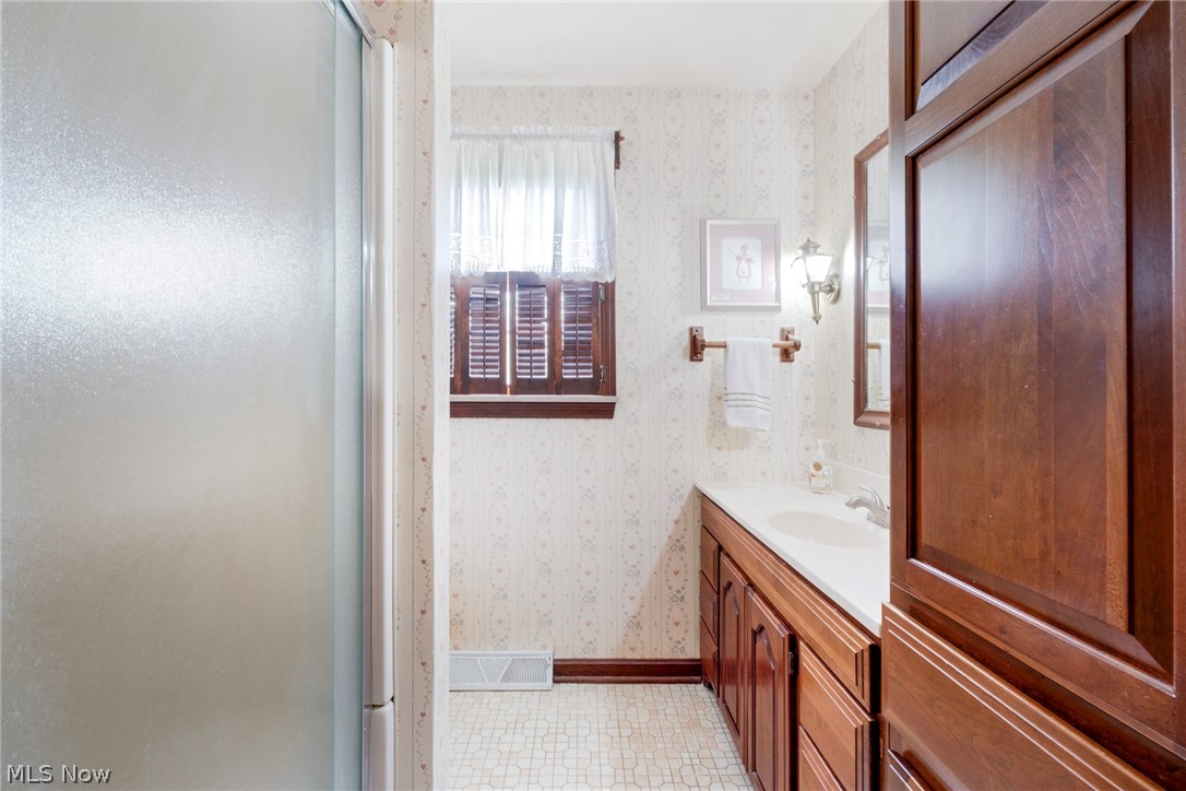 122 Garwood Drive Canfield OH 44406