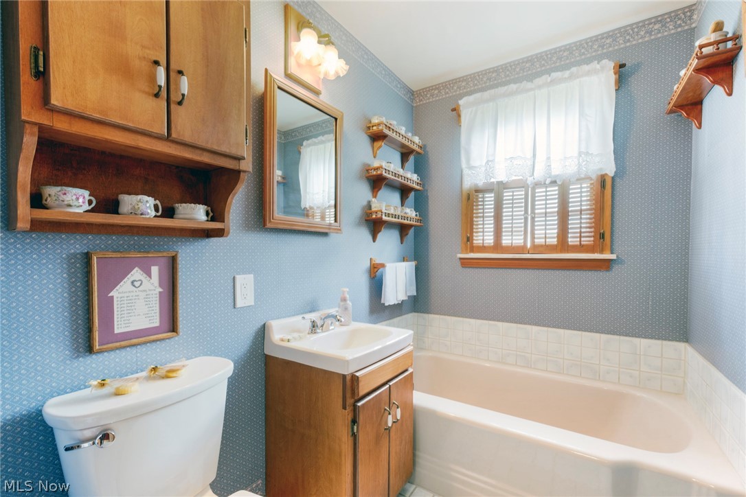122 Garwood Drive Canfield OH 44406