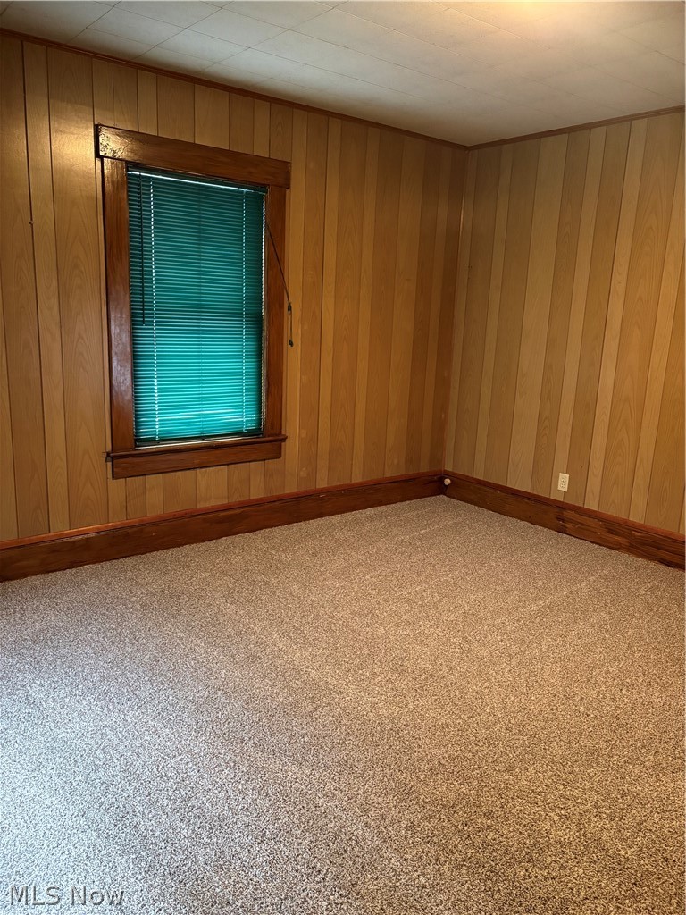 39 School Street Hubbard OH 44425