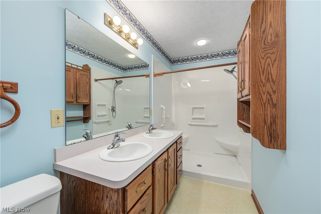 1016 Woodland Chase Grafton OH 44044