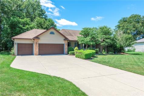 1016 Woodland Chase Grafton OH 44044