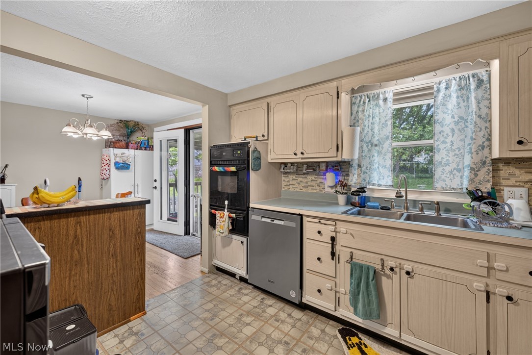 5415 Amherst Drive Parma OH 44129