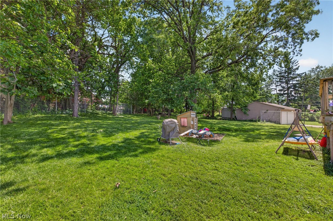 5415 Amherst Drive Parma OH 44129