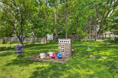 5415 Amherst Drive Parma OH 44129