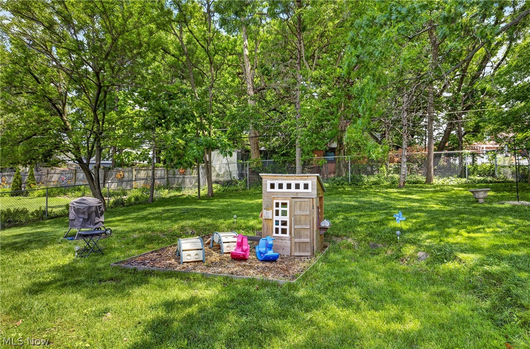 5415 Amherst Drive Parma OH 44129