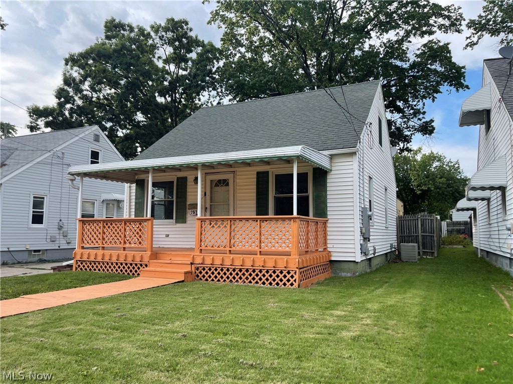 757 Davies Avenue Akron OH 44306