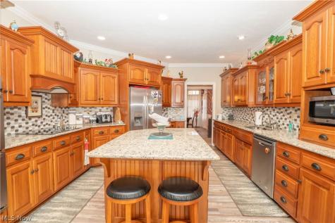 8114 Lisbon Street E East Canton OH 44730