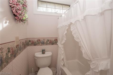 8114 Lisbon Street E East Canton OH 44730